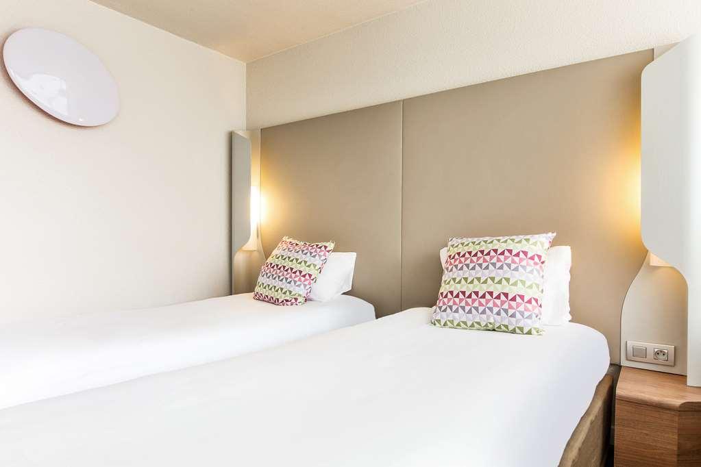 Campanile Versailles Buc Buc  Habitación foto